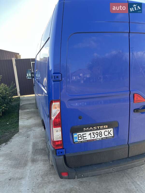 Грузовой фургон Renault Master 2014 в Новой Одессе