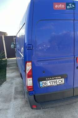 Грузовой фургон Renault Master 2014 в 