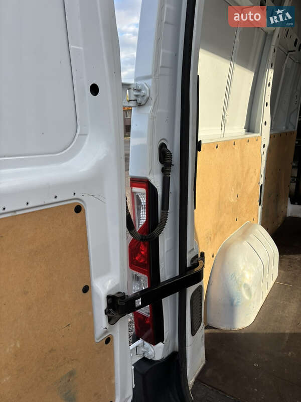 Грузовой фургон Renault Master 2017 в Первомайске