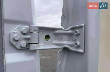 Грузовой фургон Renault Master 2022 в 