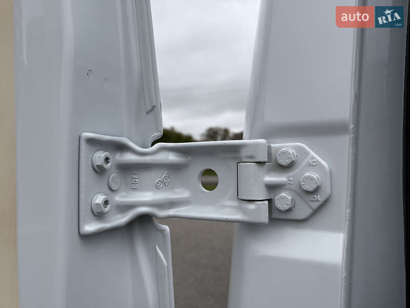 Грузовой фургон Renault Master 2022 в Дубно