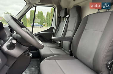 Грузовой фургон Renault Master 2022 в 