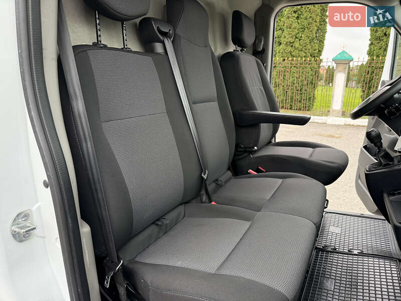 Грузовой фургон Renault Master 2022 в Дубно