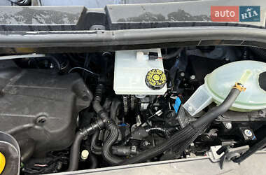 Вантажний фургон Renault Master 2021 в 