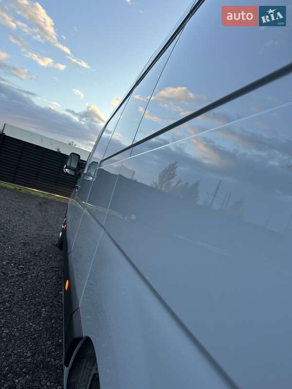 Вантажний фургон Renault Master 2020 в Ковелі