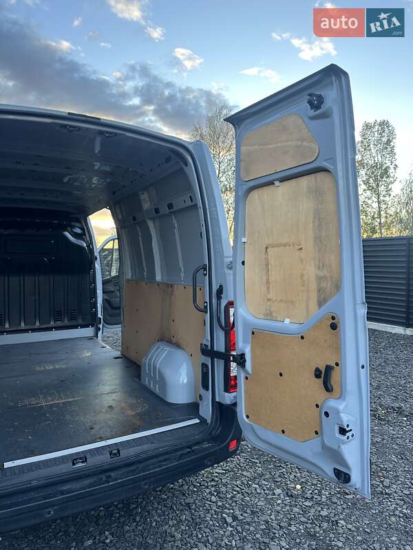 Вантажний фургон Renault Master 2020 в Ковелі