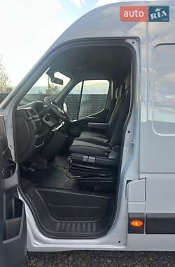 Грузовой фургон Renault Master 2020 в 