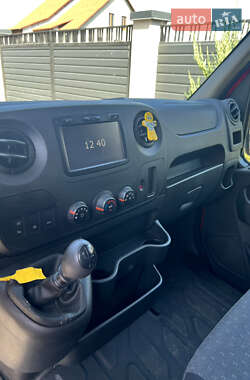 Грузовой фургон Renault Master 2019 в 