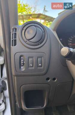 Микроавтобус грузовой (до 3,5т) Renault Master 2016 в 