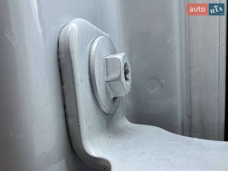 Тентованый Renault Master 2021 в Киеве