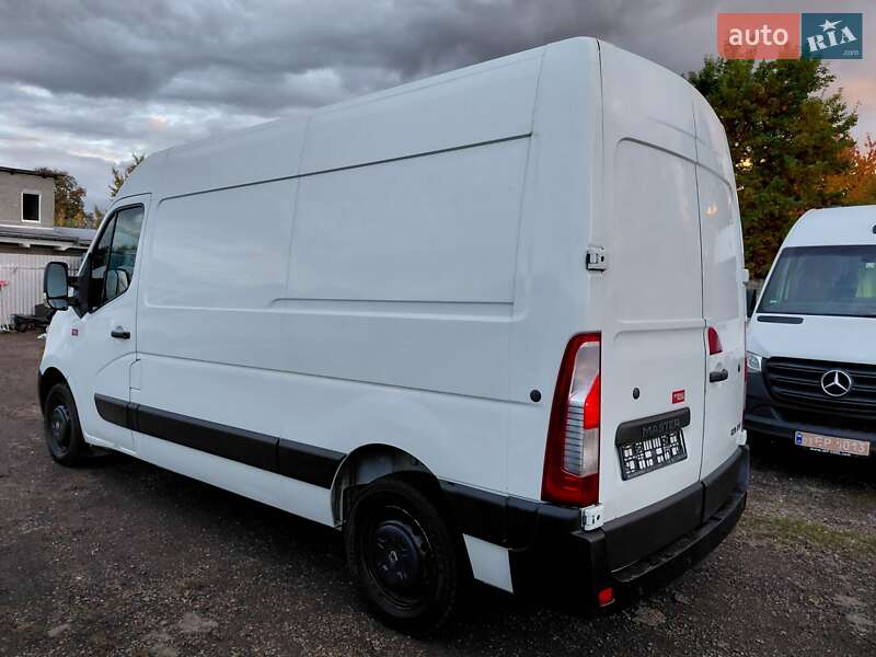 Грузовой фургон Renault Master 2017 в Ивано-Франковске