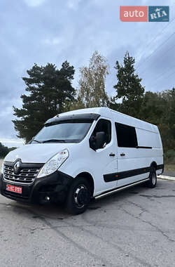 Грузопассажирский фургон Renault Master 2015 в 