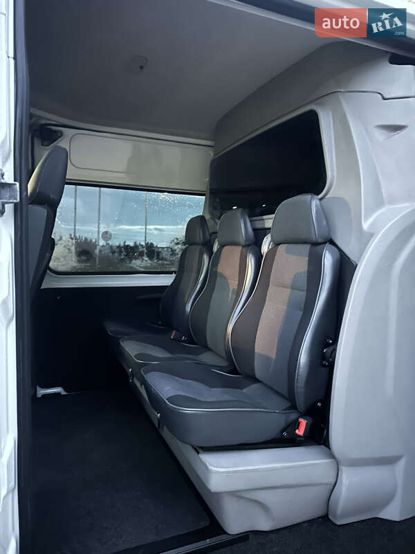 Вантажопасажирський фургон Renault Master 2015 в Ковелі