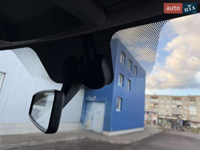 Тентованый Renault Master 2022 в Киеве