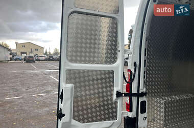 Вантажний фургон Renault Master 2021 в 