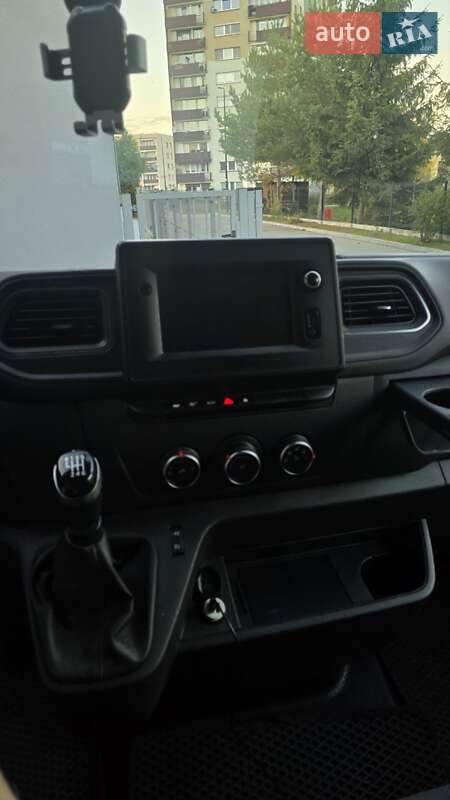 Грузовой фургон Renault Master 2020 в Тернополе