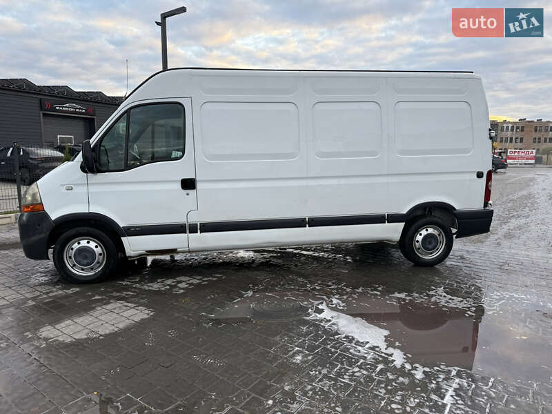 Вантажний фургон Renault Master 2004 в Івано-Франківську