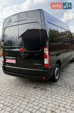 Вантажний фургон Renault Master 2022 в 
