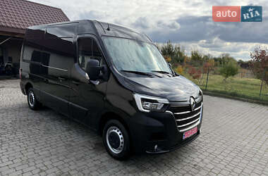 Вантажний фургон Renault Master 2022 в 