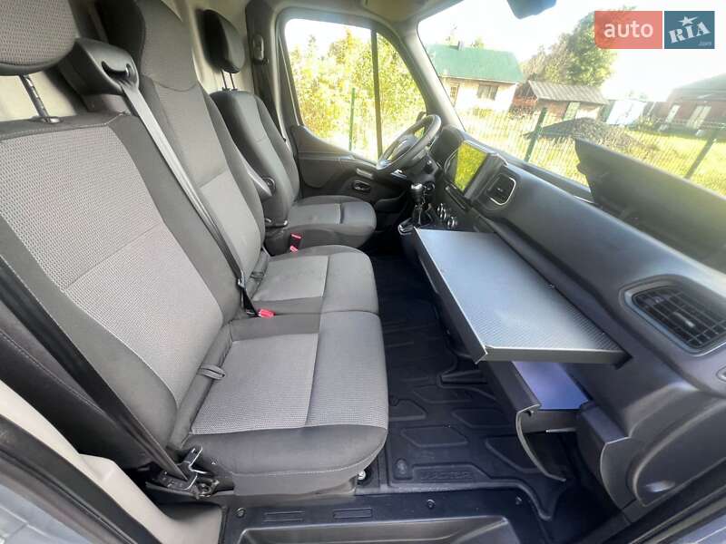 Вантажний фургон Renault Master 2022 в Києві