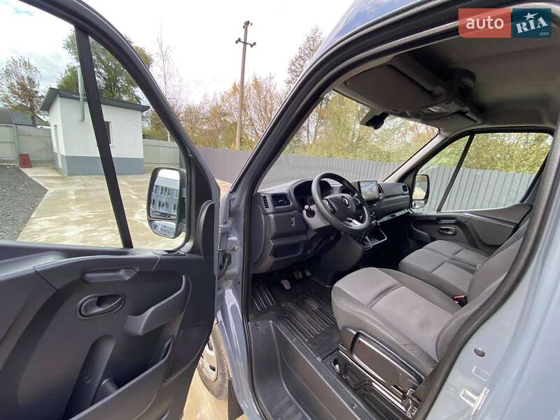 Грузовой фургон Renault Master 2023 в Киеве