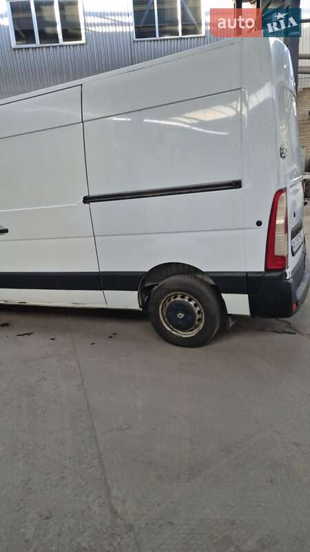 Вантажний фургон Renault Master 2017 в Харкові