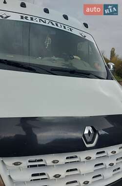 Грузовой фургон Renault Master 2012 в 