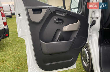 Грузовой фургон Renault Master 2018 в  фото 12 Грузовой фургон Renault Master 2018 в