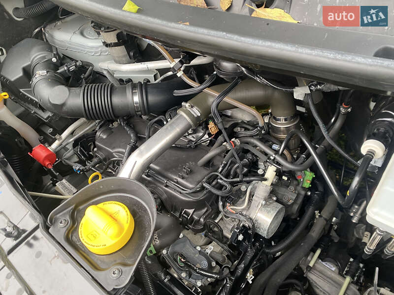 Грузовой фургон Renault Master 2018 в Дубно