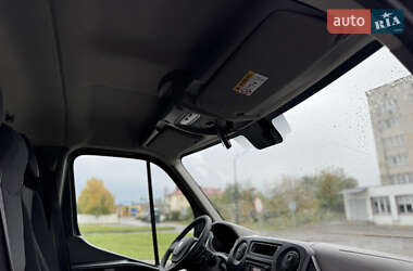 Грузовой фургон Renault Master 2016 в 
