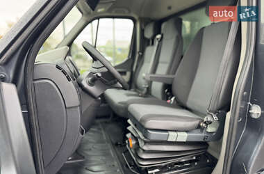 Грузовой фургон Renault Master 2016 в 