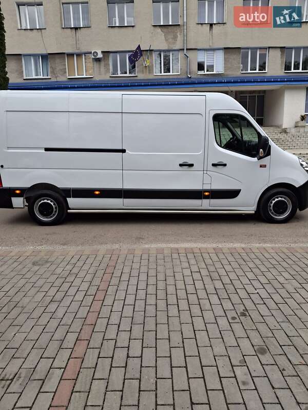Вантажний фургон Renault Master 2018 в Дубні