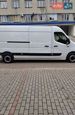Грузовой фургон Renault Master 2018 в 