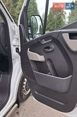 Грузовой фургон Renault Master 2018 в 