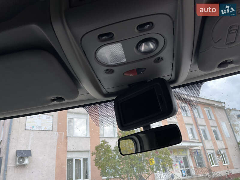 Грузовой фургон Renault Master 2015 в Радивилове