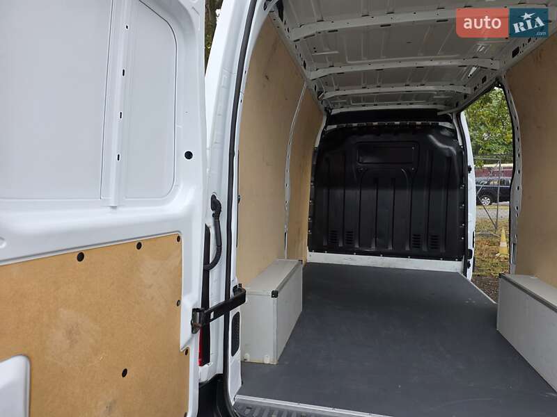 Микроавтобус грузовой (до 3,5т) Renault Master 2021 в Одессе
