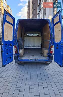 Вантажний фургон Renault Master 2006 в 