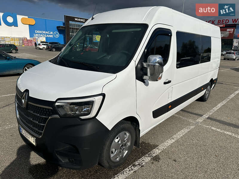 Грузопассажирский фургон Renault Master 2019 в Львове