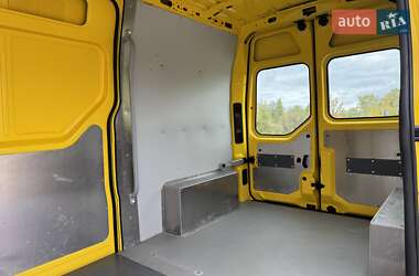 Грузовой фургон Renault Master 2022 в  фото 16 Грузовой фургон Renault Master 2022 в