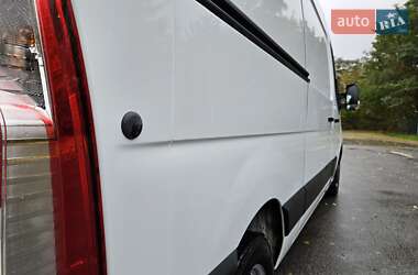 Мікроавтобус вантажний (до 3,5т) Renault Master 2017 в 