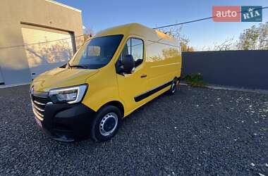 Грузовой фургон Renault Master 2022 в 