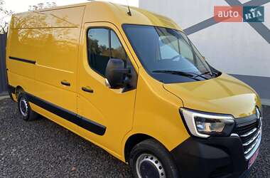 Грузовой фургон Renault Master 2022 в 