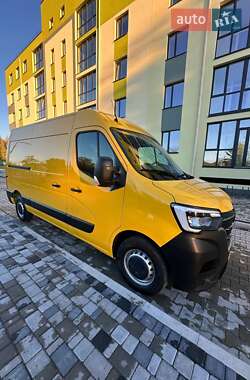 Грузовой фургон Renault Master 2022 в 