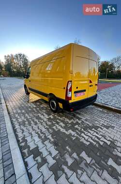 Грузовой фургон Renault Master 2022 в 