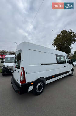Грузопассажирский фургон Renault Master 2015 в 