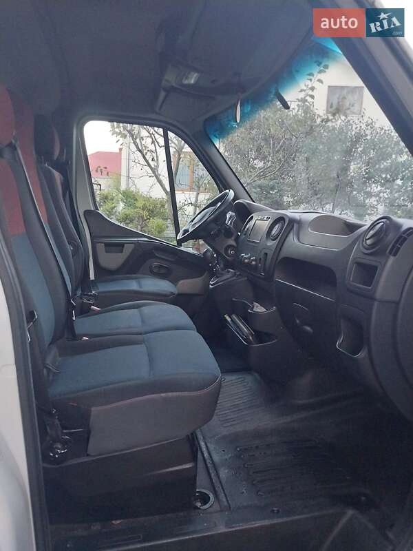 Грузовой фургон Renault Master 2017 в Бережанах фото 3 Грузовой фургон Renault Master 2017 в Бережанах