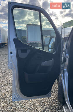 Грузовой фургон Renault Master 2017 в 