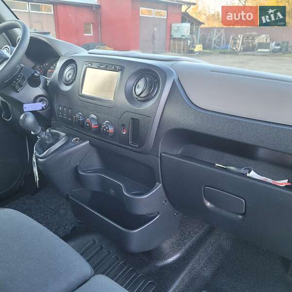 Микроавтобус Renault Master 2017 в Луцке фото 29 Микроавтобус Renault Master 2017 в Луцке