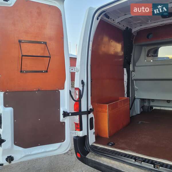 Микроавтобус Renault Master 2017 в Луцке фото 39 Микроавтобус Renault Master 2017 в Луцке