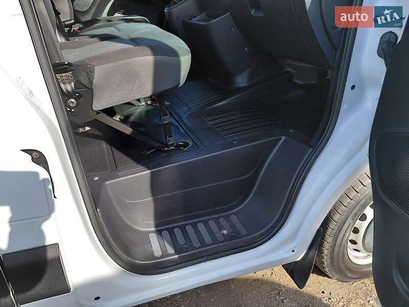 Грузовой фургон Renault Master 2020 в Ивано-Франковске фото 53 Грузовой фургон Renault Master 2020 в Ивано-Франковске